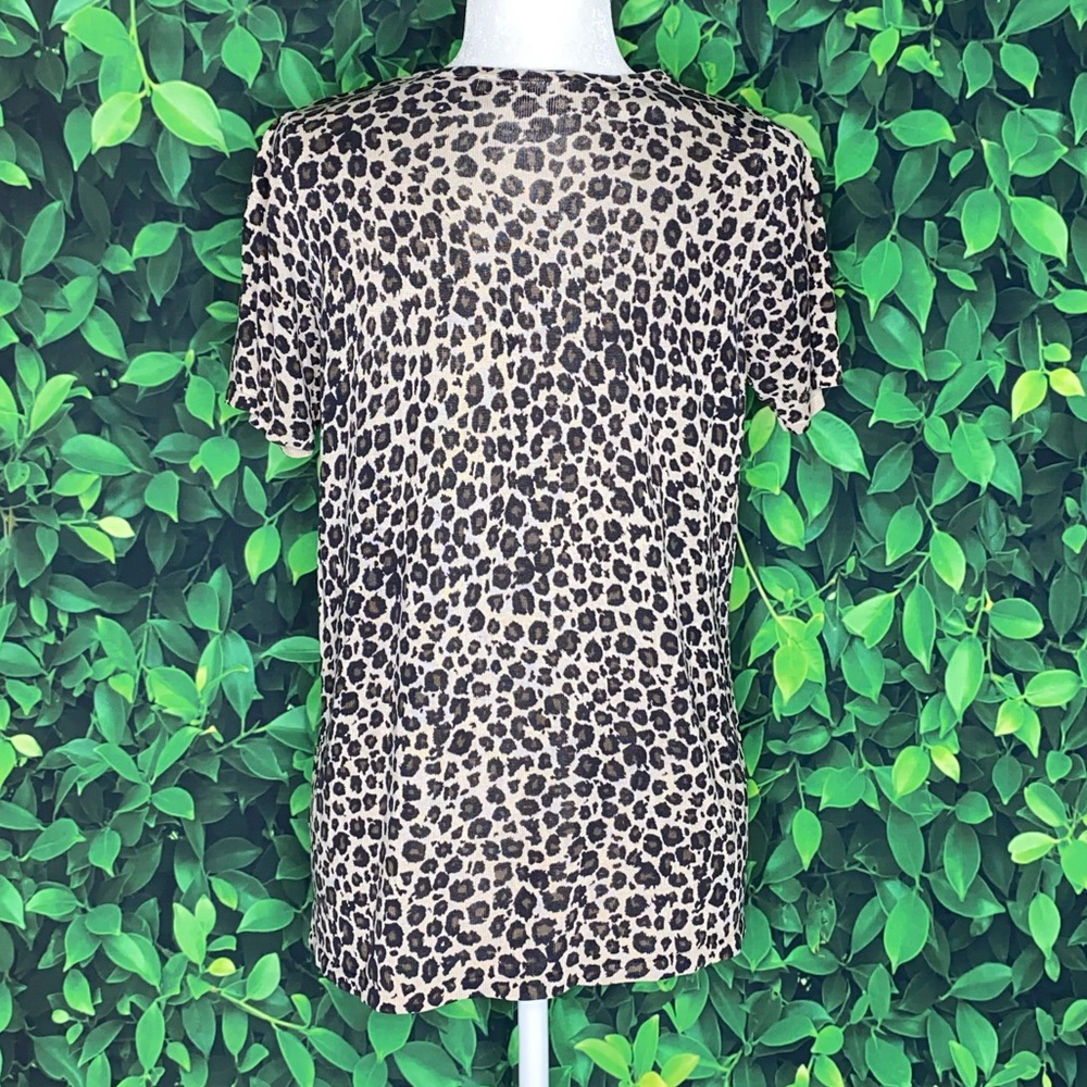 100% Silk Knit Leopard Print Short-Sleeve Blouse by August Silk · Size 1X - Picture 4 of 6